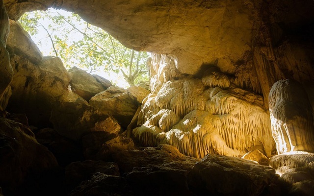 Du lịch Ngũ Động Bản Ôn, khám phá nét đẹp hoang sơ & hùng vĩ vô cùng